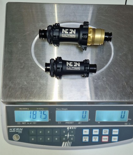 Ultra Light Naben auf der Waage_1920x1920.jpeg