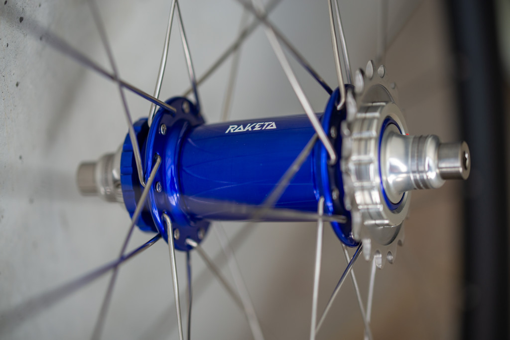 Raketa hubs